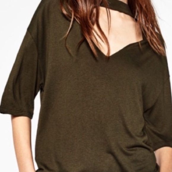 Zara Trafaluc Choker Tshirt - BUNDLE WITH 2 OTHER TSHIRTS FOR $30 - Picture 2 of 6